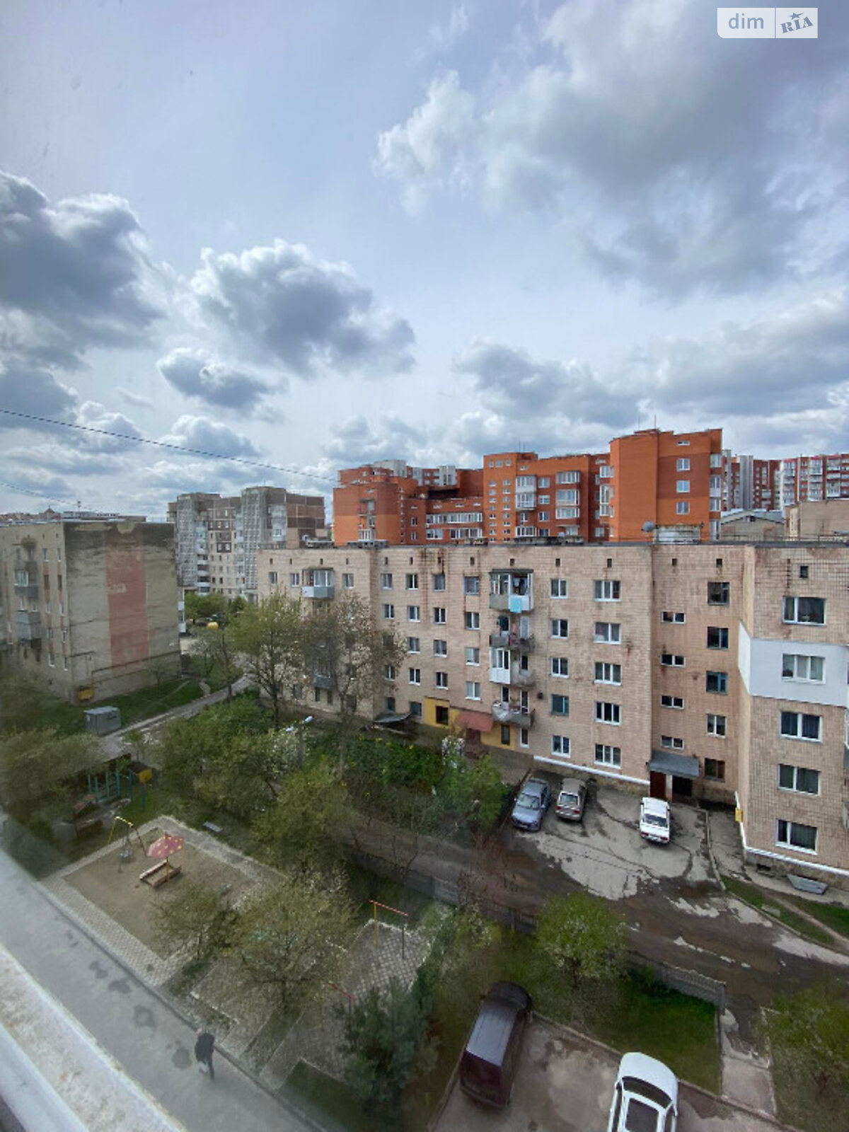 Продажа трехкомнатной квартиры в Тернополе, на ул. Карпенко 20, район Дружба фото 1