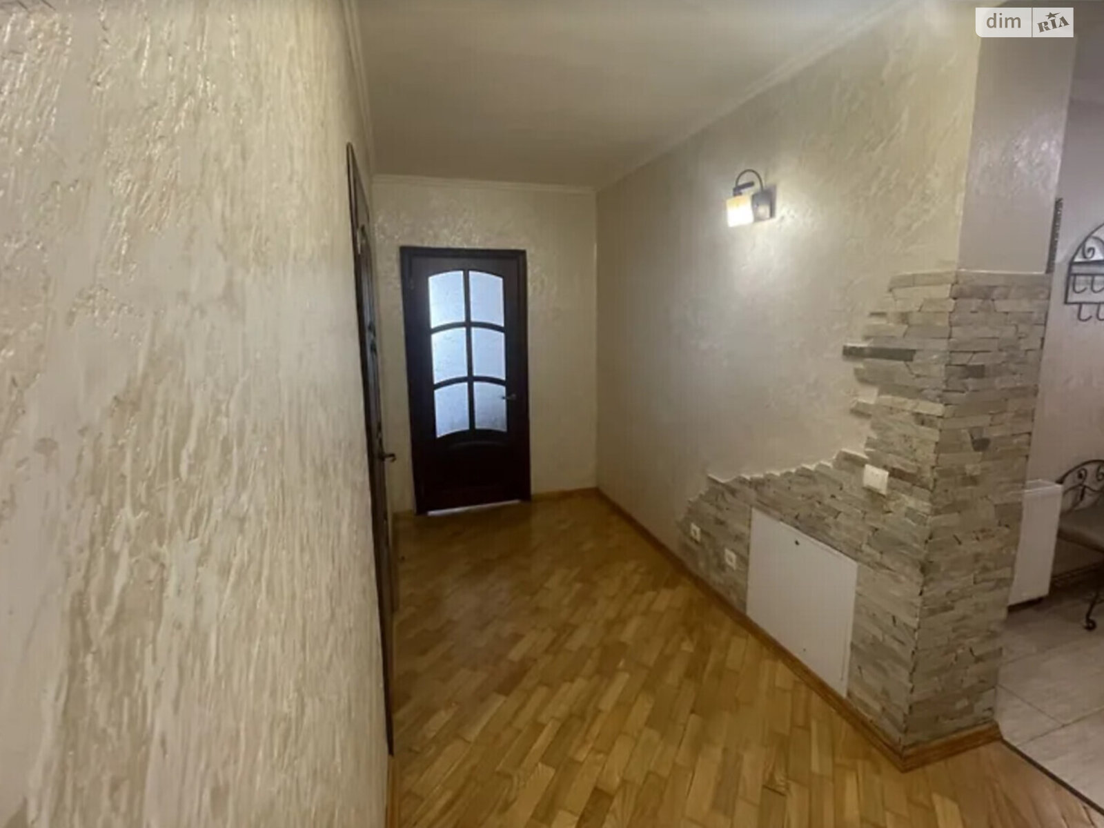 Продажа двухкомнатной квартиры в Тернополе, на ул. Карпенко, район Дружба фото 1 Продажа двухкомнатной квартиры в Тернополе, на ул. Карпенко, район Дружба фото 1
