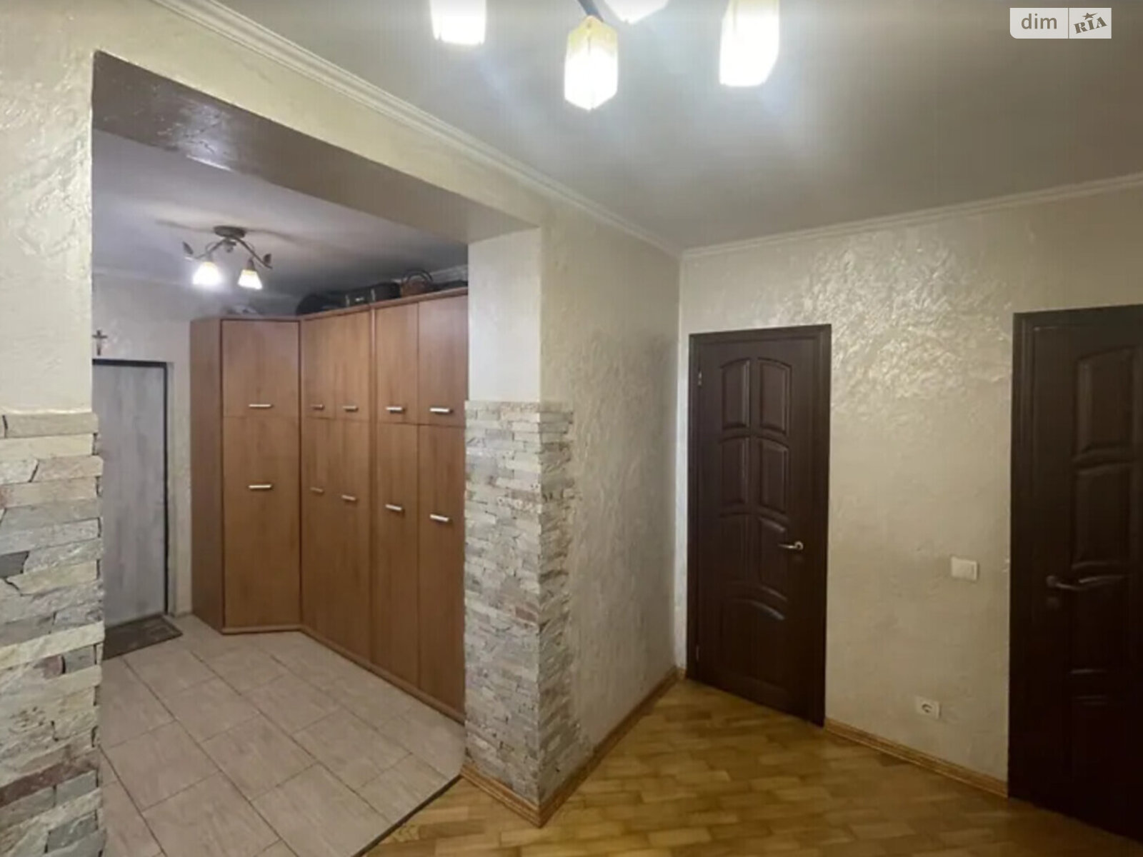 Продажа двухкомнатной квартиры в Тернополе, на ул. Карпенко, район Дружба фото 1 Продажа двухкомнатной квартиры в Тернополе, на ул. Карпенко, район Дружба фото 1