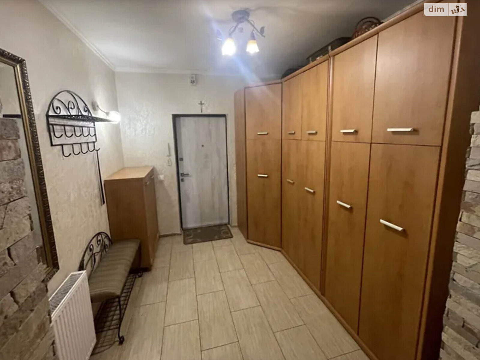 Продажа двухкомнатной квартиры в Тернополе, на ул. Карпенко, район Дружба фото 1 Продажа двухкомнатной квартиры в Тернополе, на ул. Карпенко, район Дружба фото 1