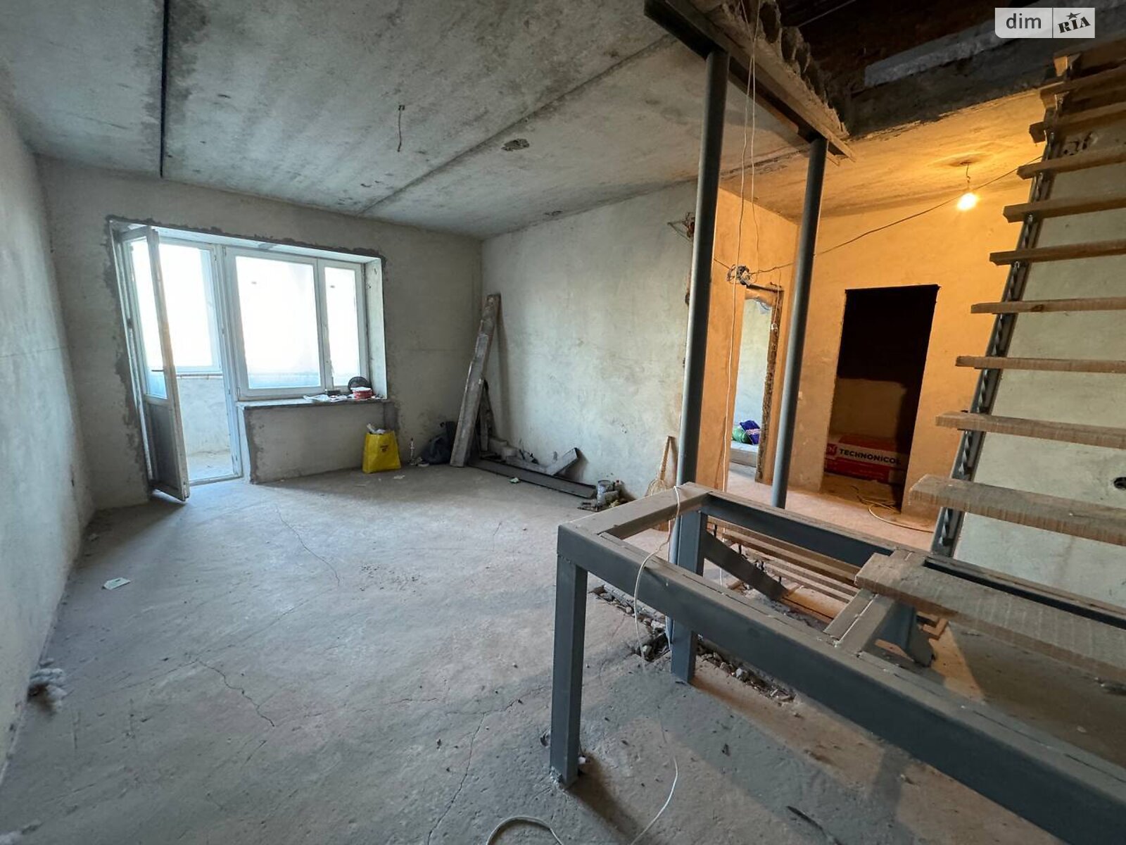 Продаж трикімнатної квартири в Тернополі, на вул. Карпенка 30, район Дружба фото 1 Продаж трикімнатної квартири в Тернополі, на вул. Карпенка 30, район Дружба фото 1