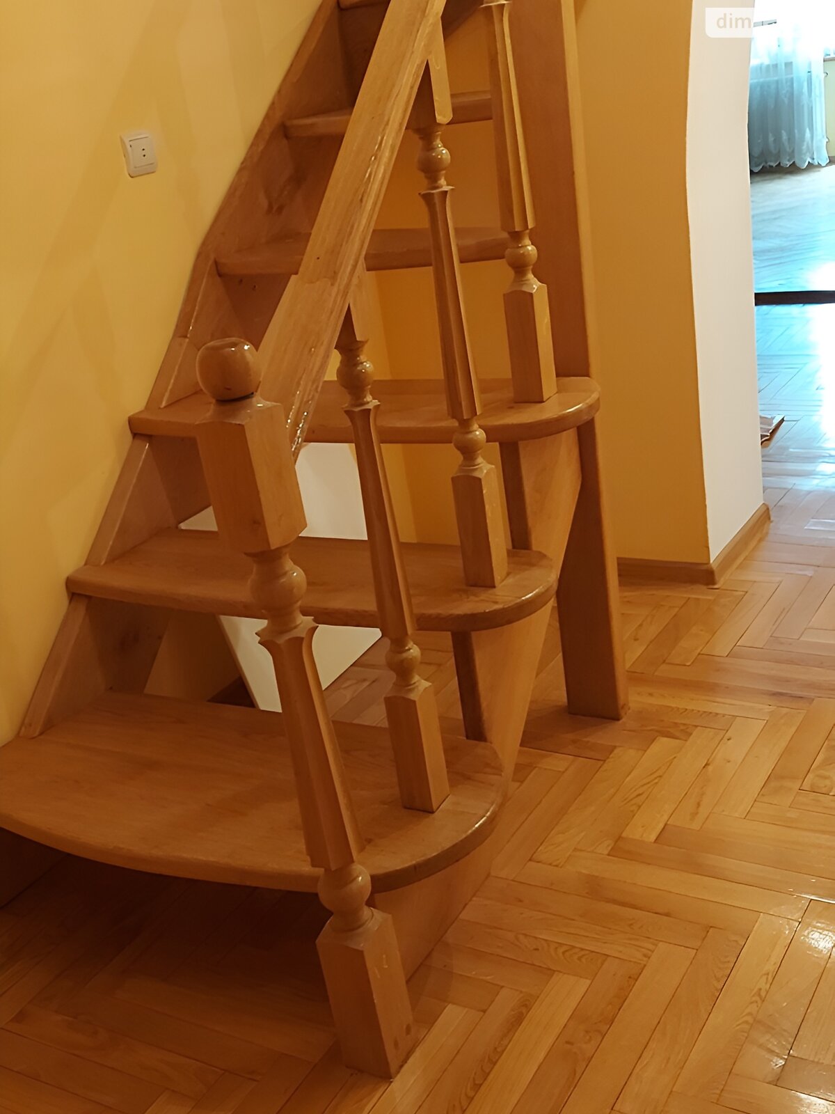 Продаж чотирикімнатної квартири в Тернополі, на вул. Карпенка 28, район Дружба фото 1 Продаж чотирикімнатної квартири в Тернополі, на вул. Карпенка 28, район Дружба фото 1
