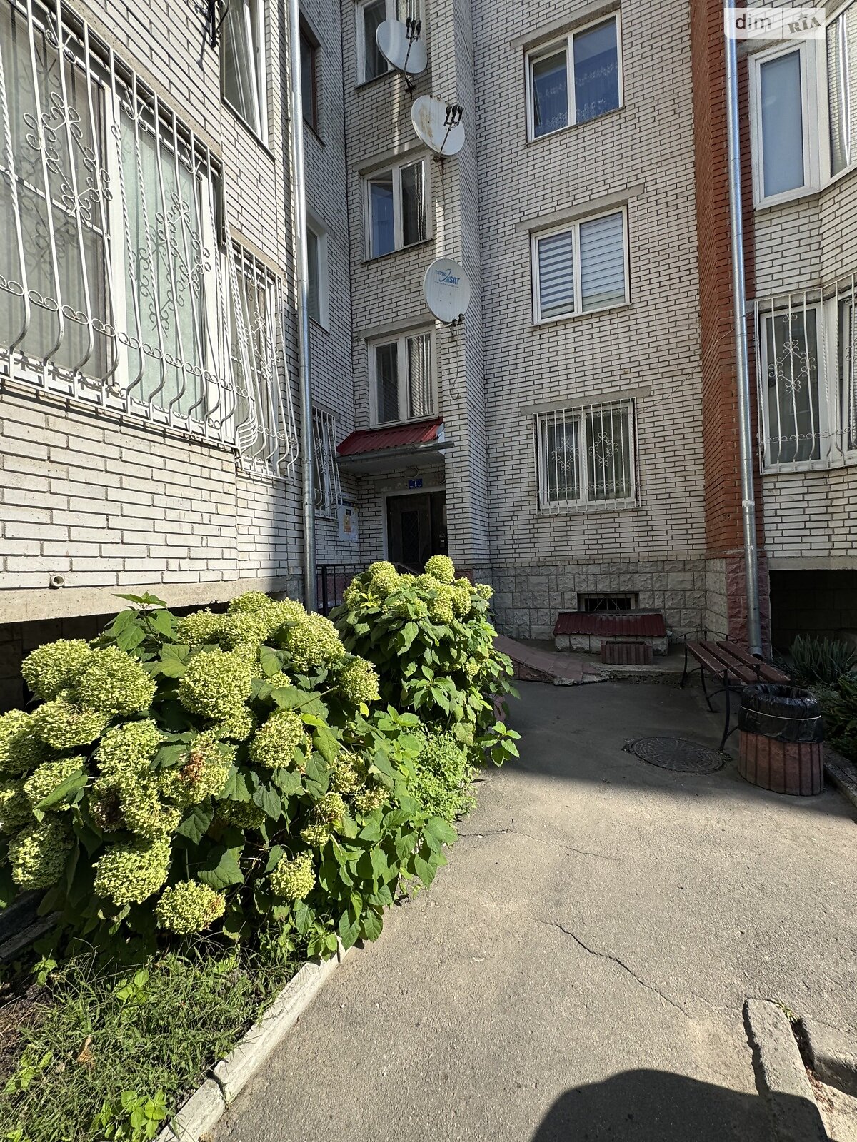 Продаж двокімнатної квартири в Тернополі, на вул. Карпенка 36, район Дружба фото 1 Продаж двокімнатної квартири в Тернополі, на вул. Карпенка 36, район Дружба фото 1