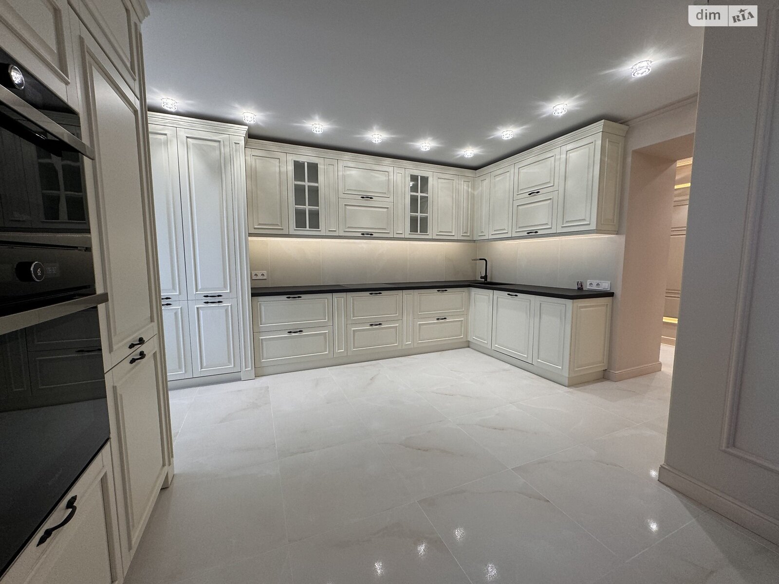 Продаж двокімнатної квартири в Тернополі, на вул. Карпенка, район Дружба фото 1