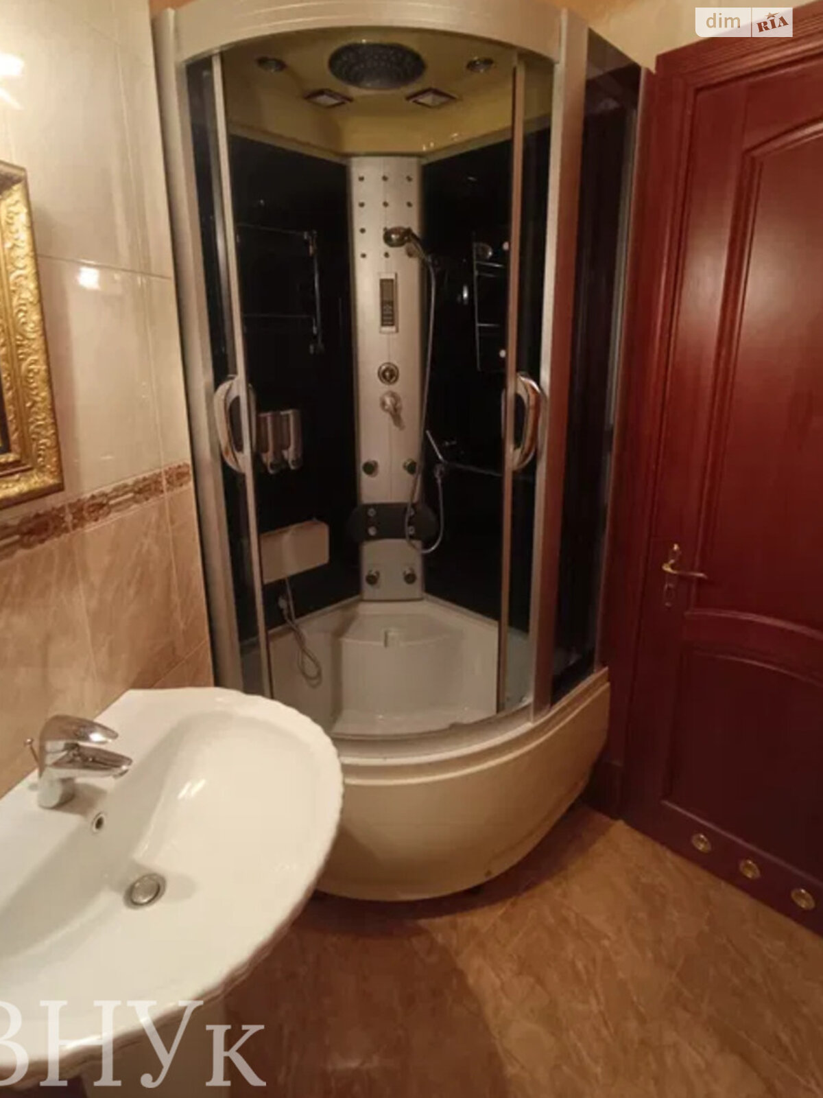 Продаж трикімнатної квартири в Тернополі, на вул. Карпенка 4, район Дружба фото 1