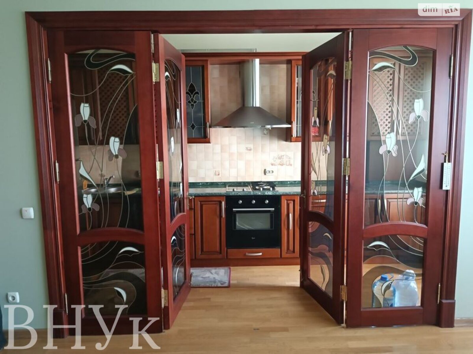 Продаж трикімнатної квартири в Тернополі, на вул. Карпенка 4, район Дружба фото 1