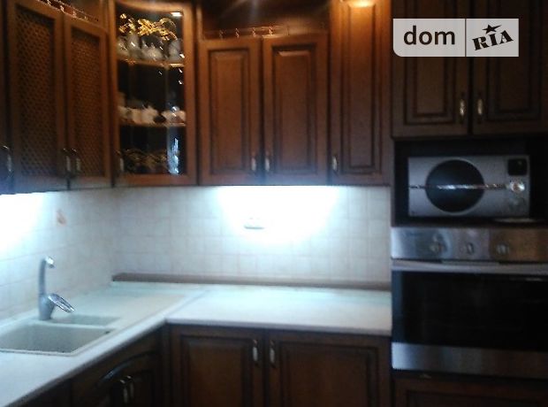 Продажа трехкомнатной квартиры в Тернополе, на ул. Карпенко 36, район Дружба фото 1 Продажа трехкомнатной квартиры в Тернополе, на ул. Карпенко 36, район Дружба фото 1