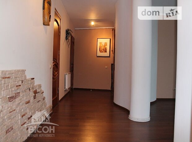 Продажа трехкомнатной квартиры в Тернополе, на пер. Кирпичный район Дружба фото 1 Продажа трехкомнатной квартиры в Тернополе, на пер. Кирпичный район Дружба фото 1