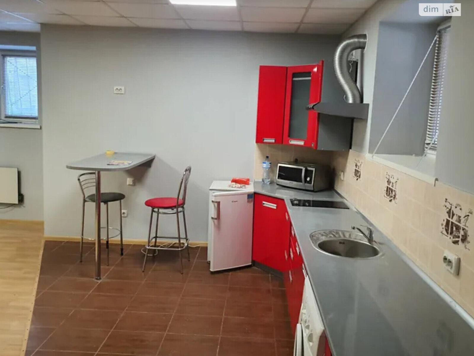 Продажа однокомнатной квартиры в Тернополе, на пер. Кирпичный, район Дружба фото 1 Продажа однокомнатной квартиры в Тернополе, на пер. Кирпичный, район Дружба фото 1