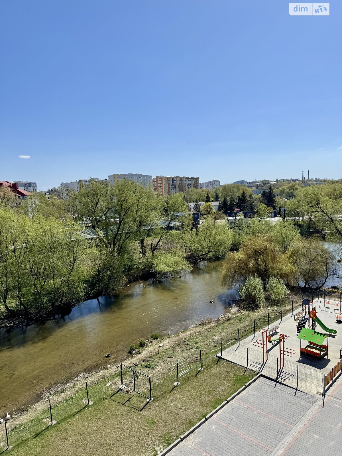 Продажа однокомнатной квартиры в Тернополе, на пер. Кирпичный 2, район Дружба фото 1 Продажа однокомнатной квартиры в Тернополе, на пер. Кирпичный 2, район Дружба фото 1