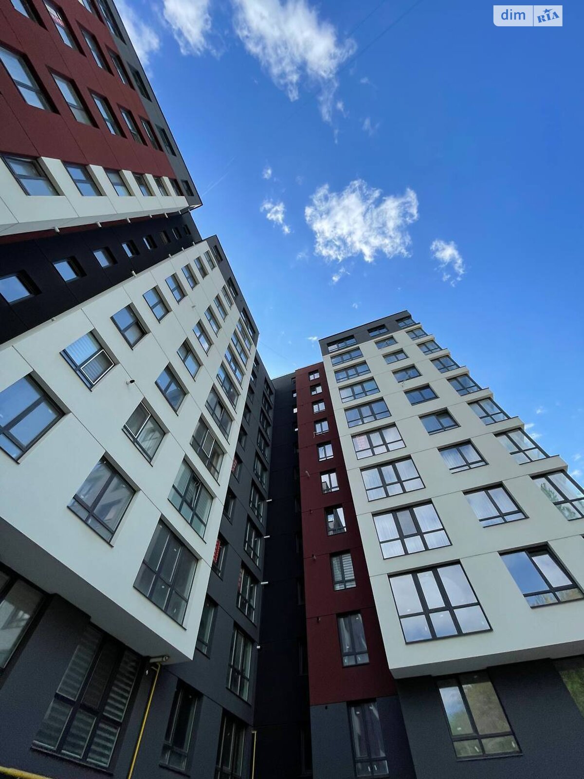 Продажа однокомнатной квартиры в Тернополе, на пер. Кирпичный, район Дружба фото 1 Продажа однокомнатной квартиры в Тернополе, на пер. Кирпичный, район Дружба фото 1
