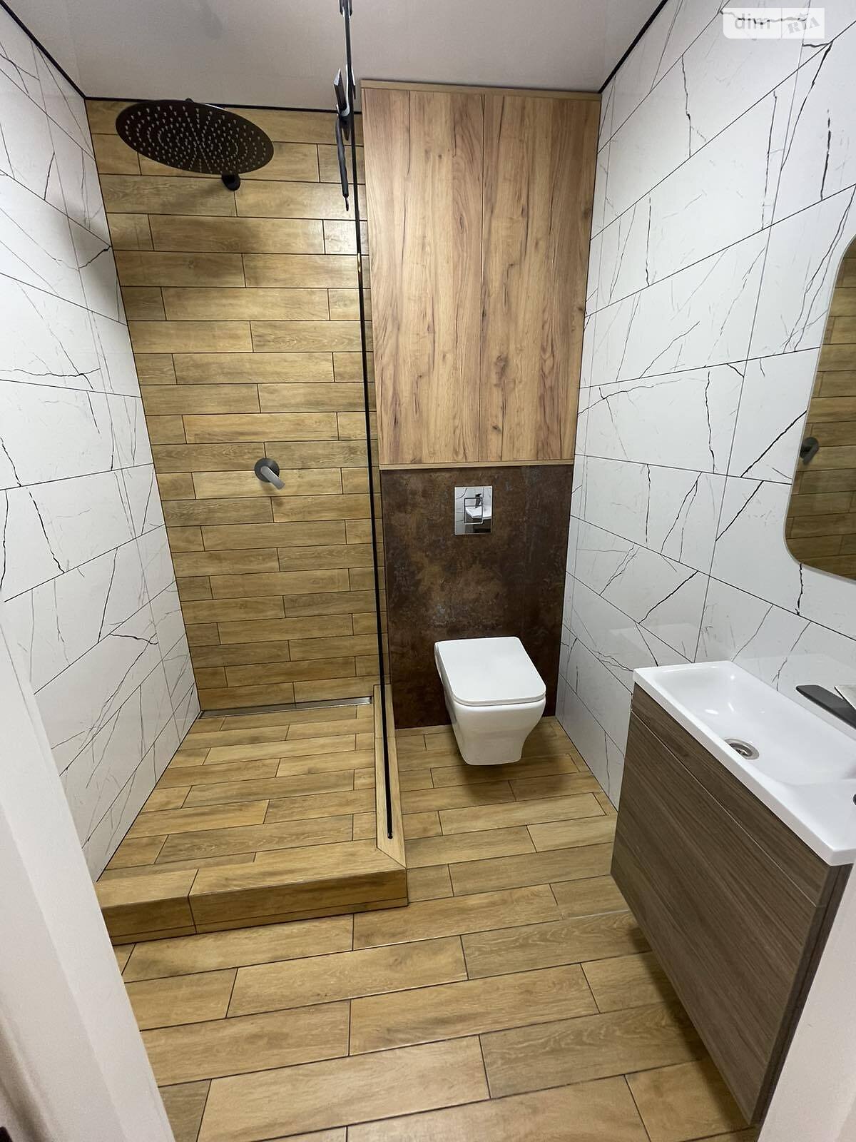 Продаж трикімнатної квартири в Тернополі, на пров. Цегельний, район Дружба фото 1 Продаж трикімнатної квартири в Тернополі, на пров. Цегельний, район Дружба фото 1