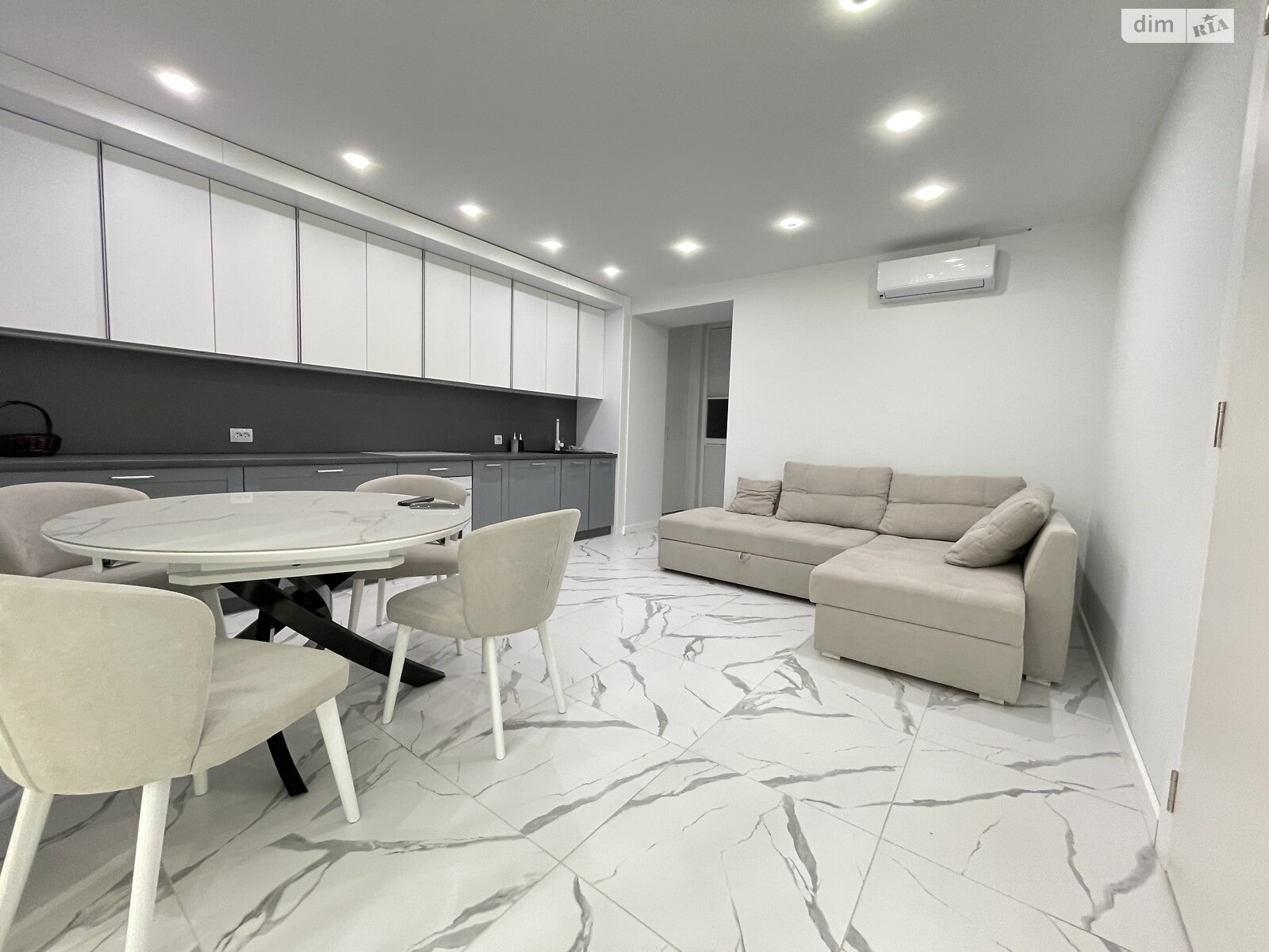 Продаж двокімнатної квартири в Тернополі, на пров. Цегельний, район Дружба фото 1 Продаж двокімнатної квартири в Тернополі, на пров. Цегельний, район Дружба фото 1