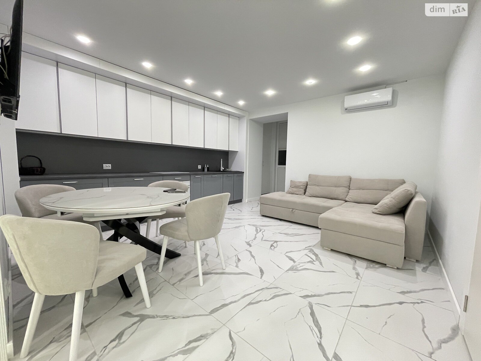 Продаж двокімнатної квартири в Тернополі, на пров. Цегельний, район Дружба фото 1 Продаж двокімнатної квартири в Тернополі, на пров. Цегельний, район Дружба фото 1