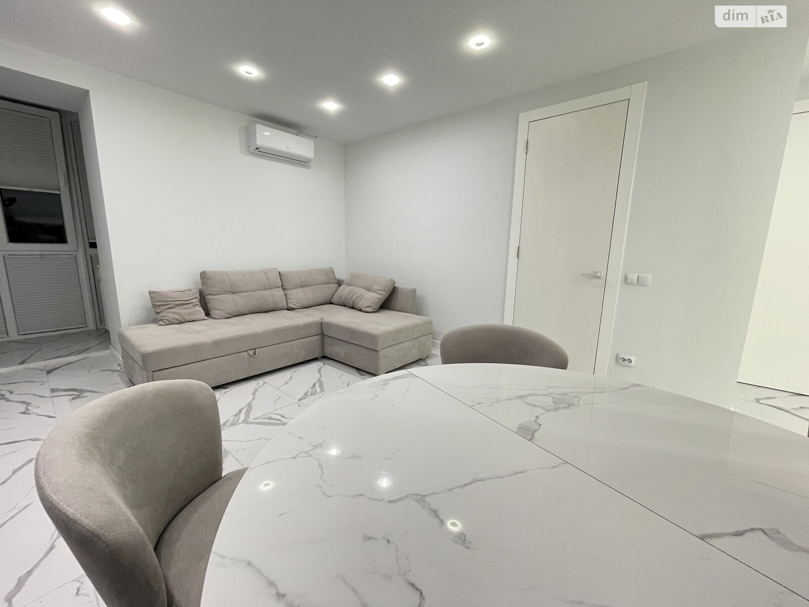 Продаж двокімнатної квартири в Тернополі, на пров. Цегельний, район Дружба фото 1 Продаж двокімнатної квартири в Тернополі, на пров. Цегельний, район Дружба фото 1