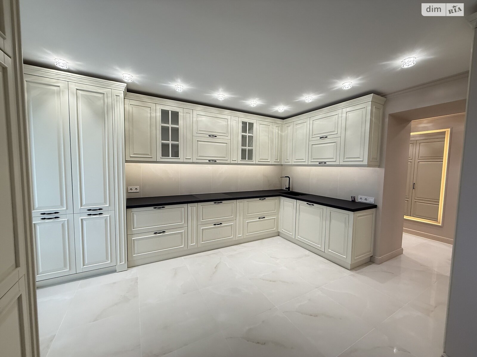 Продаж трикімнатної квартири в Тернополі, на пров. Цегельний, район Дружба фото 1