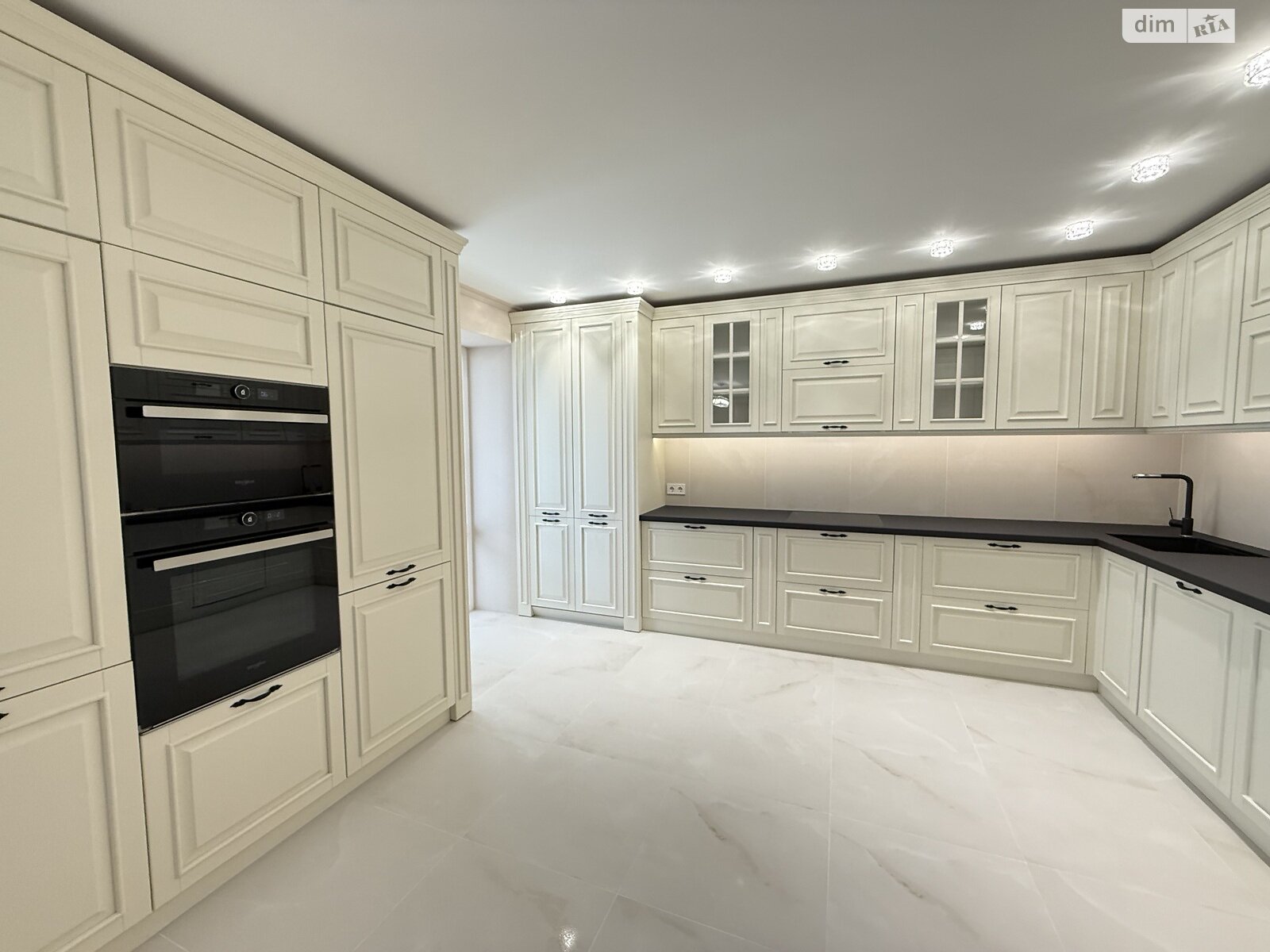 Продаж трикімнатної квартири в Тернополі, на пров. Цегельний, район Дружба фото 1