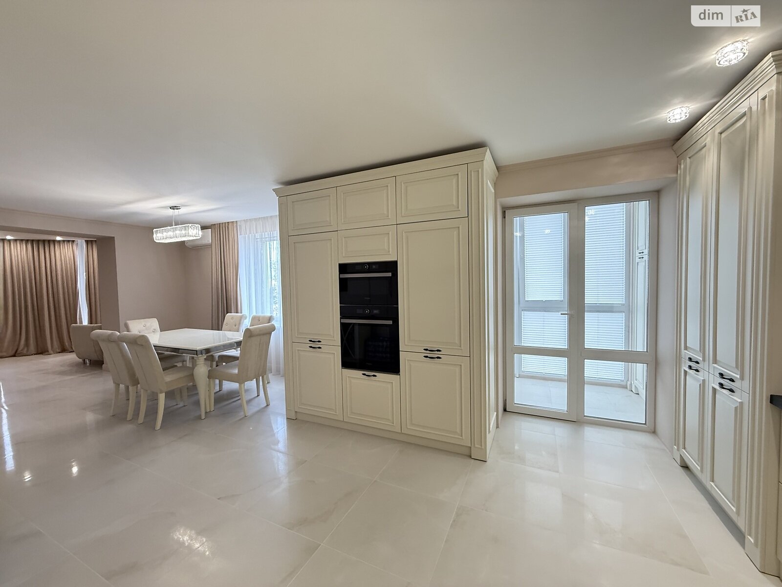 Продаж трикімнатної квартири в Тернополі, на пров. Цегельний, район Дружба фото 1