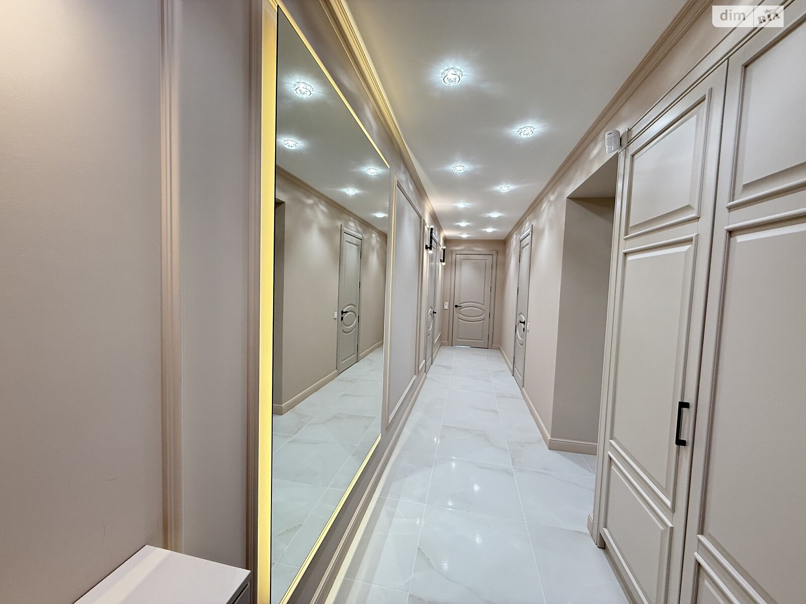 Продаж трикімнатної квартири в Тернополі, на пров. Цегельний, район Дружба фото 1