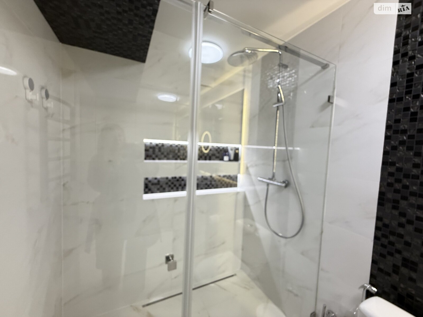 Продаж трикімнатної квартири в Тернополі, на пров. Цегельний, район Дружба фото 1