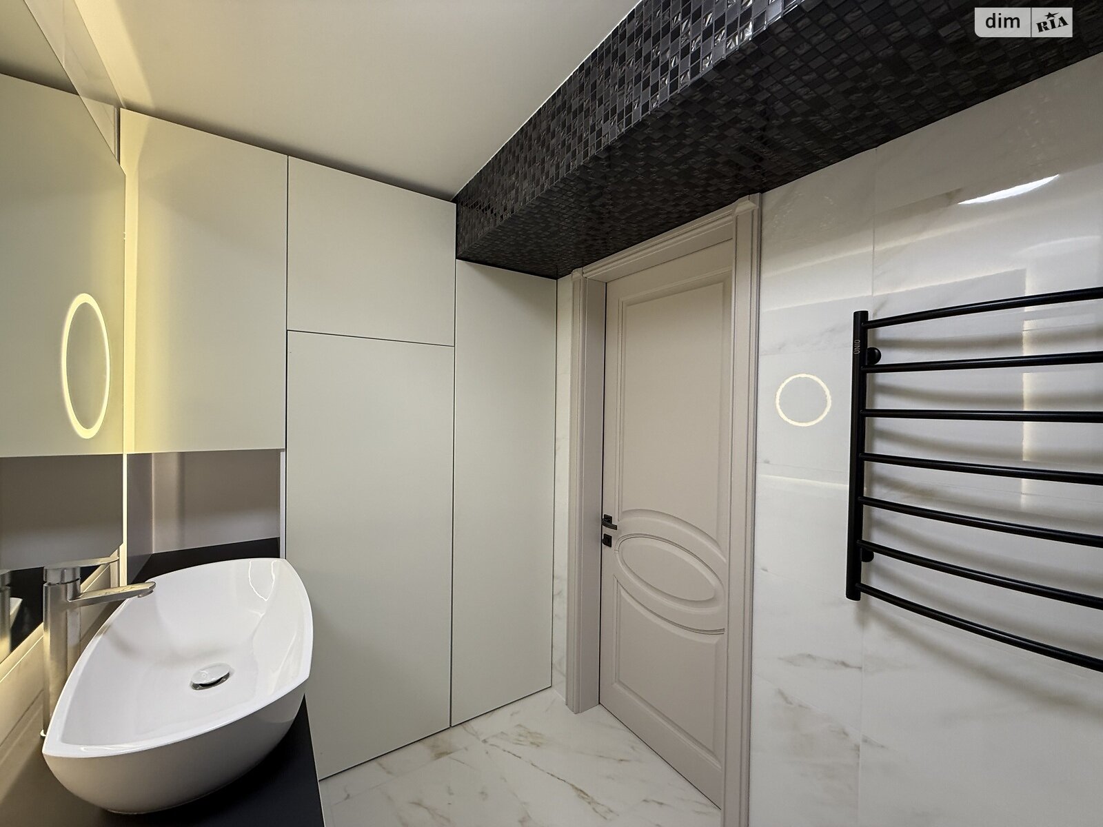 Продаж трикімнатної квартири в Тернополі, на пров. Цегельний, район Дружба фото 1