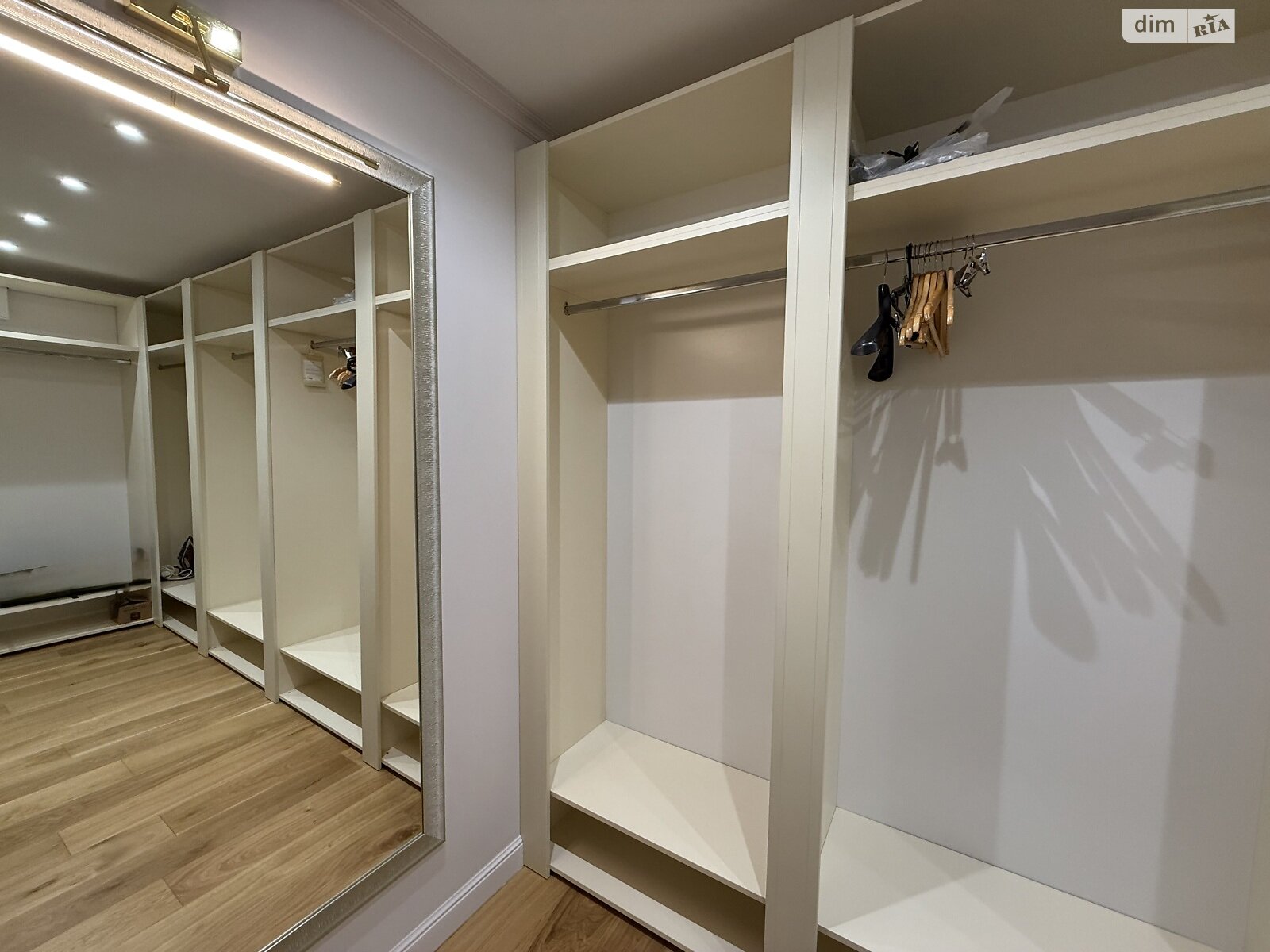 Продаж трикімнатної квартири в Тернополі, на пров. Цегельний, район Дружба фото 1