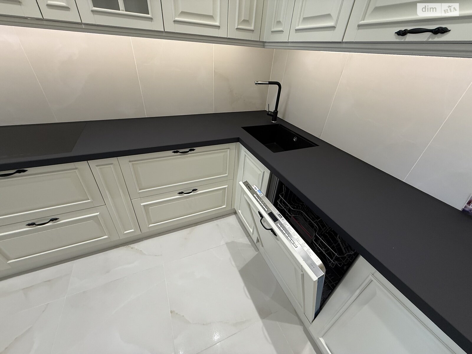 Продаж трикімнатної квартири в Тернополі, на пров. Цегельний, район Дружба фото 1