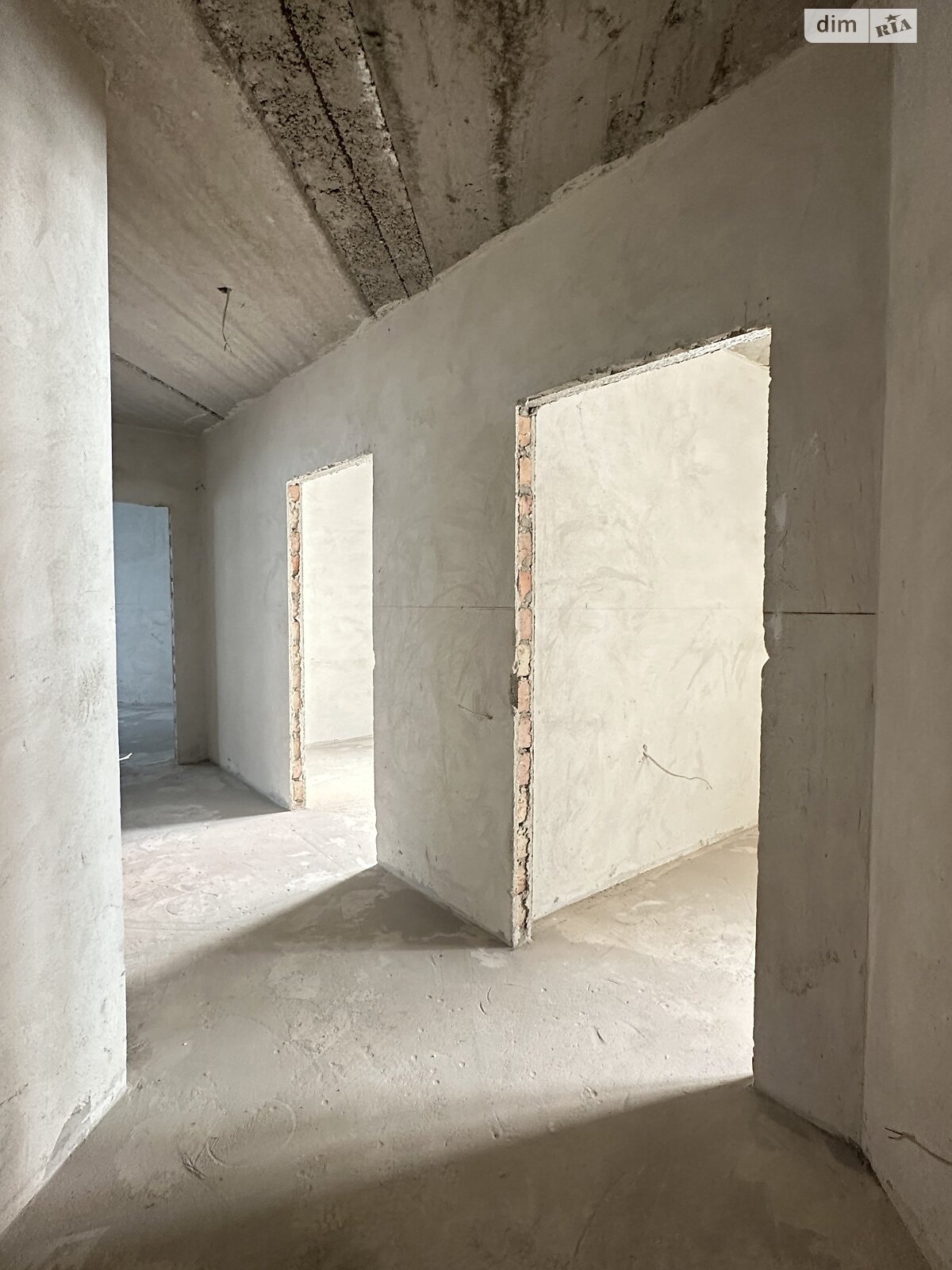 Продажа трехкомнатной квартиры в Тернополе, на пер. Кирпичный 7А, район Дружба фото 1 Продажа трехкомнатной квартиры в Тернополе, на пер. Кирпичный 7А, район Дружба фото 1