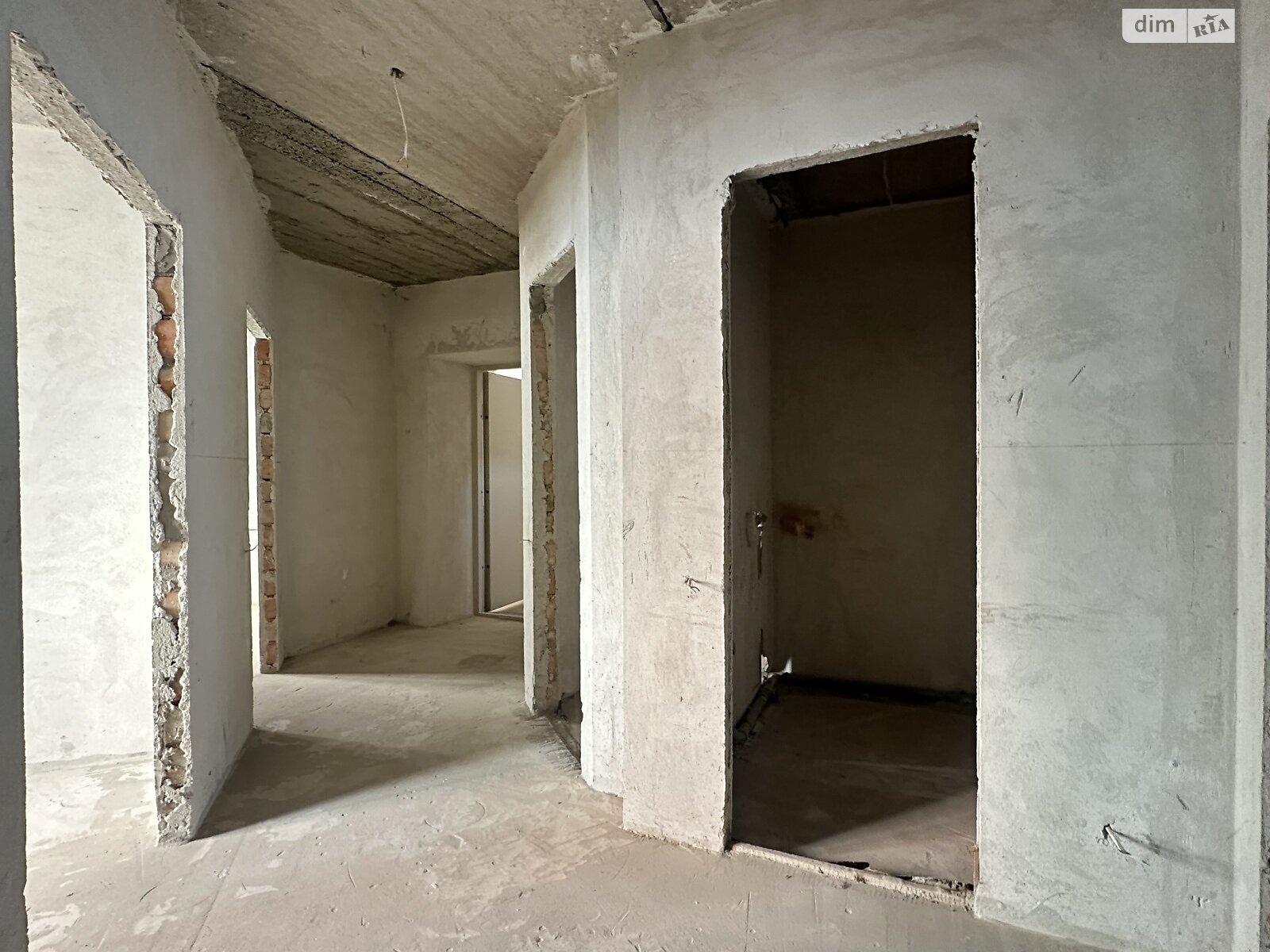 Продажа трехкомнатной квартиры в Тернополе, на пер. Кирпичный 7А, район Дружба фото 1 Продажа трехкомнатной квартиры в Тернополе, на пер. Кирпичный 7А, район Дружба фото 1