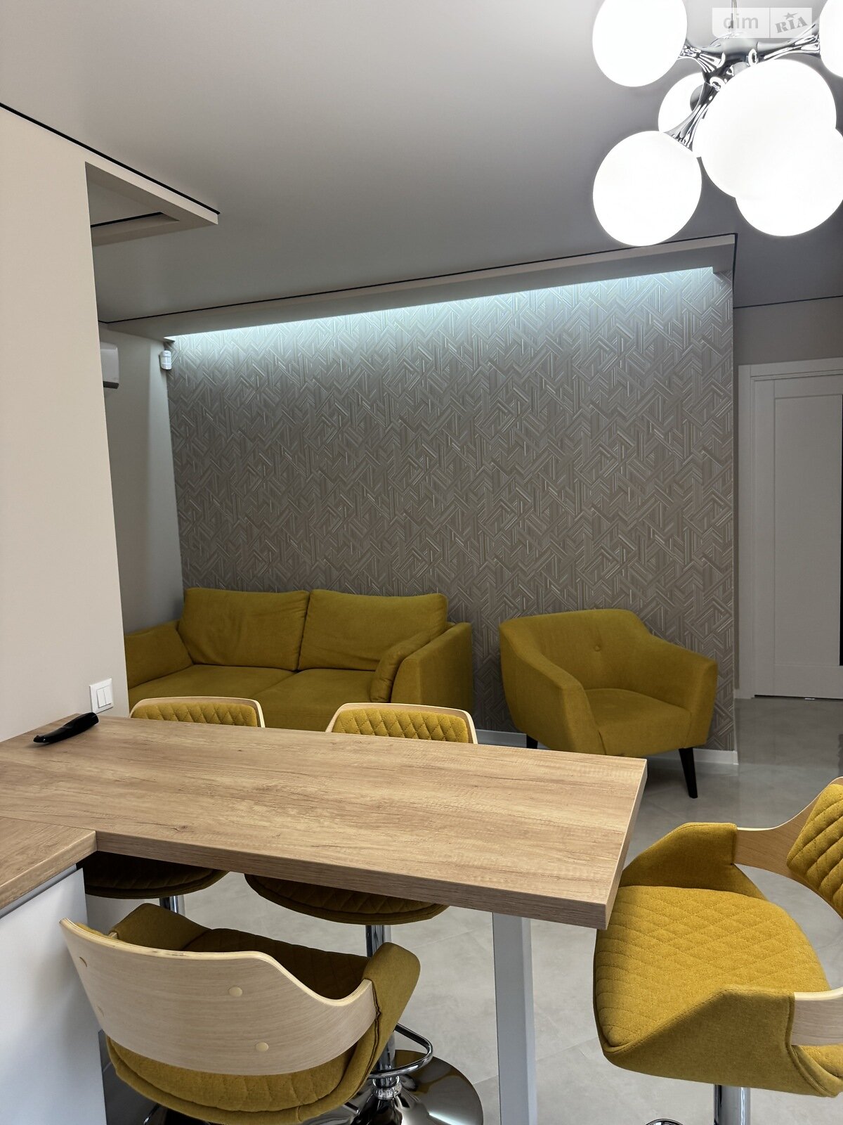 Продажа двухкомнатной квартиры в Тернополе, на пер. Кирпичный 8, район Дружба фото 1