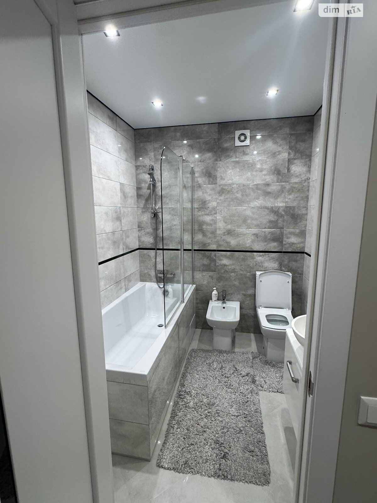 Продажа двухкомнатной квартиры в Тернополе, на пер. Кирпичный 8, район Дружба фото 1