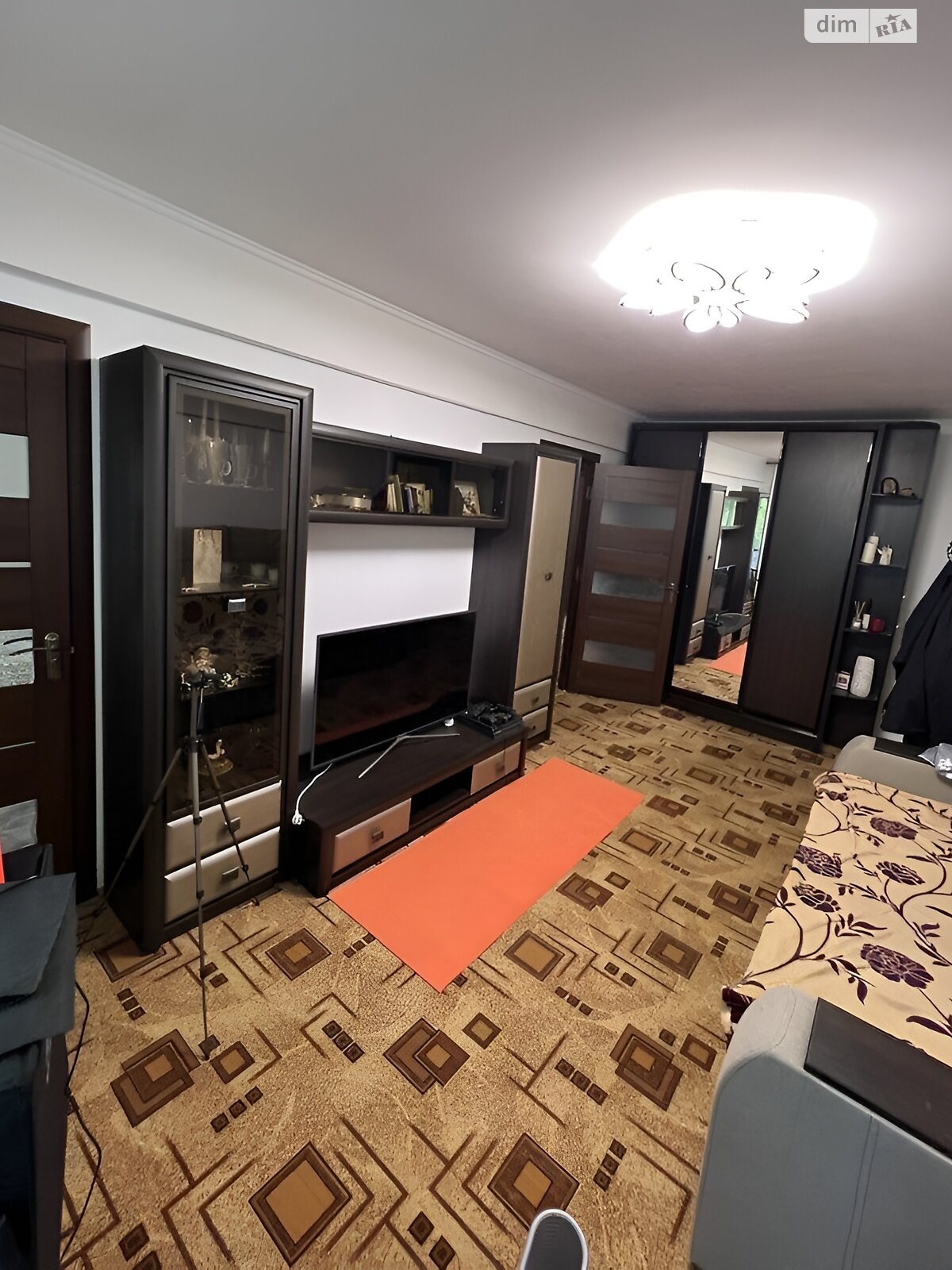 Продажа трехкомнатной квартиры в Тернополе, на ул. Кривоноса Максима, район Дружба фото 1 Продажа трехкомнатной квартиры в Тернополе, на ул. Кривоноса Максима, район Дружба фото 1
