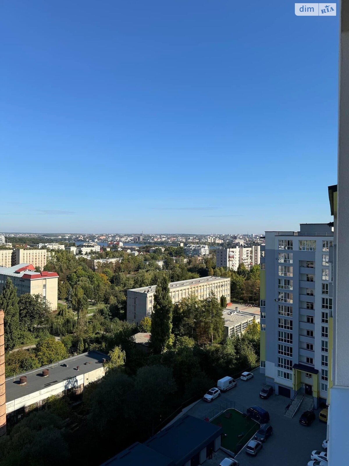 Продаж трикімнатної квартири в Тернополі, на вул. Володимира Лучаковського, район Дружба фото 1 Продаж трикімнатної квартири в Тернополі, на вул. Володимира Лучаковського, район Дружба фото 1