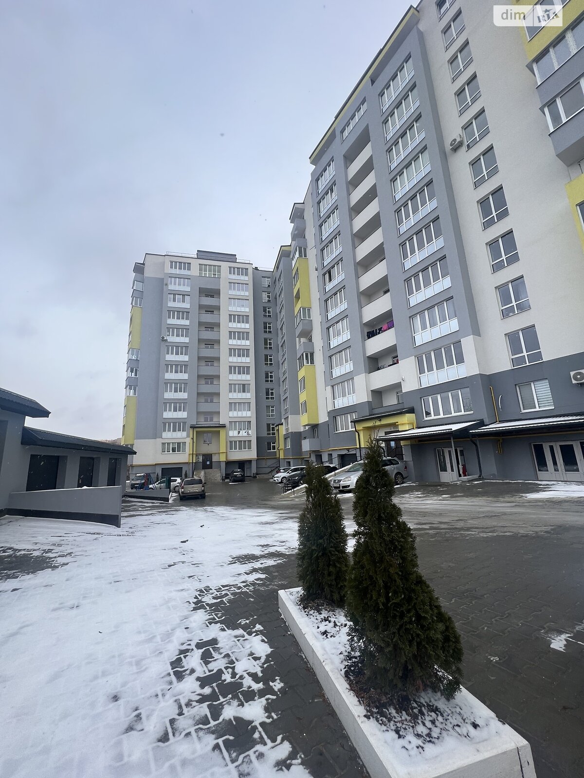 Продаж трикімнатної квартири в Тернополі, на вул. Володимира Лучаковського, район Дружба фото 1 Продаж трикімнатної квартири в Тернополі, на вул. Володимира Лучаковського, район Дружба фото 1
