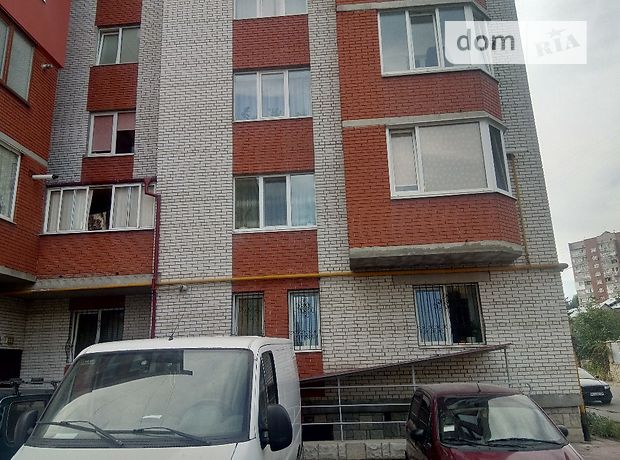 Продажа трехкомнатной квартиры в Тернополе, на ул. Лучаковского 1, район Дружба фото 1 Продажа трехкомнатной квартиры в Тернополе, на ул. Лучаковского 1, район Дружба фото 1