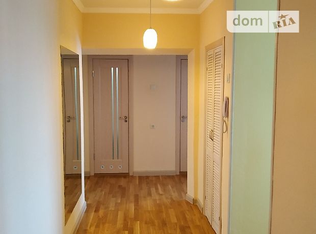 Продажа трехкомнатной квартиры в Тернополе, на ул. Лучаковского район Дружба фото 1 Продажа трехкомнатной квартиры в Тернополе, на ул. Лучаковского район Дружба фото 1