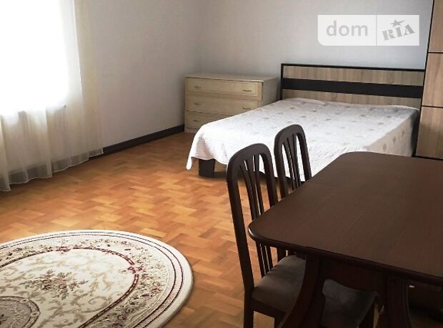 Продажа трехкомнатной квартиры в Тернополе, на ул. Львовская район Дружба фото 1 Продажа трехкомнатной квартиры в Тернополе, на ул. Львовская район Дружба фото 1