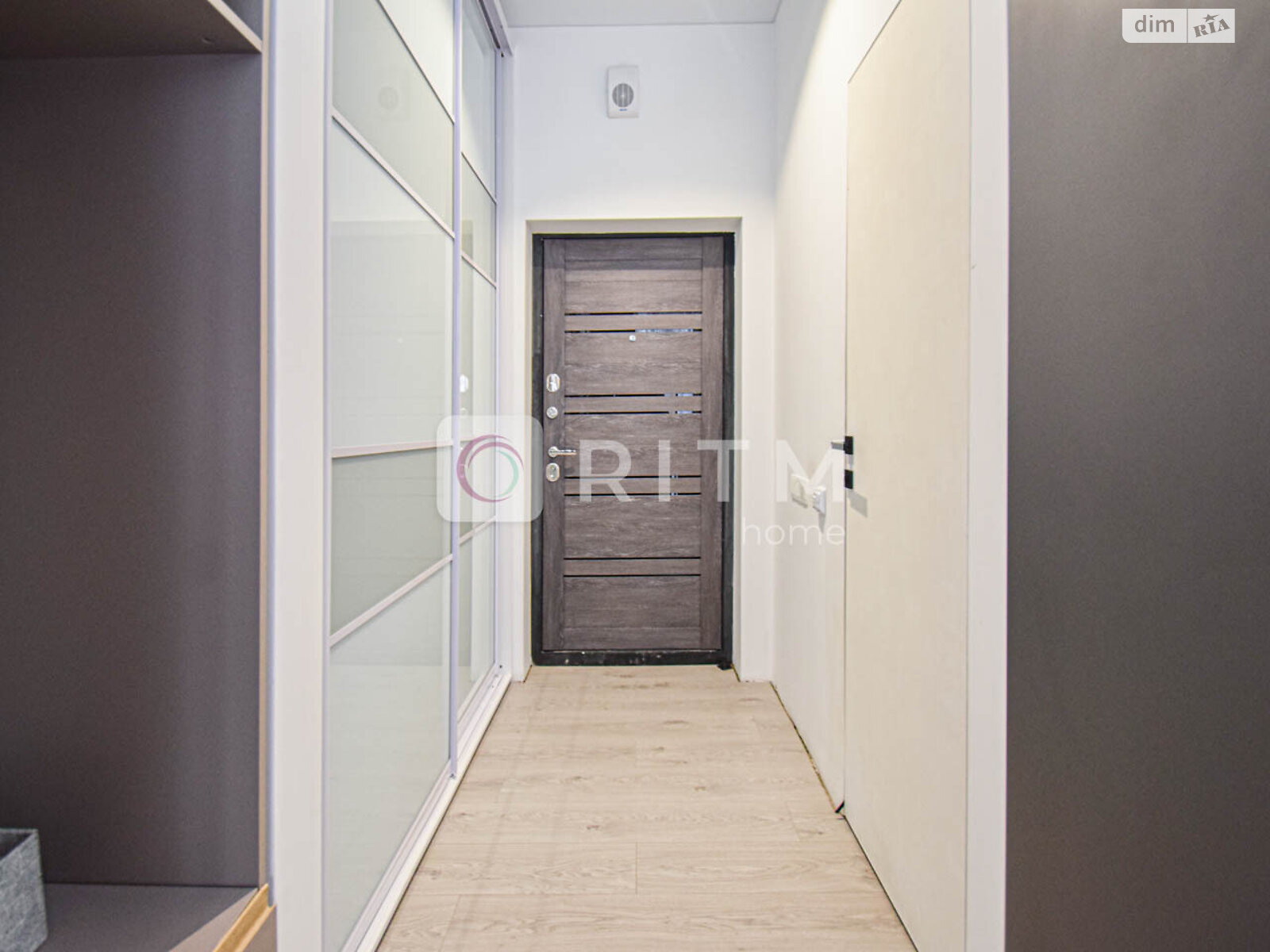 Продажа однокомнатной квартиры в Тернополе, на ул. Львовская 6, район Дружба фото 1 Продажа однокомнатной квартиры в Тернополе, на ул. Львовская 6, район Дружба фото 1