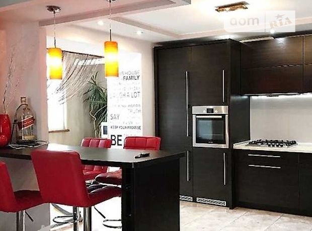 Продажа трехкомнатной квартиры в Тернополе, на ул. Львовская район Дружба фото 1 Продажа трехкомнатной квартиры в Тернополе, на ул. Львовская район Дружба фото 1