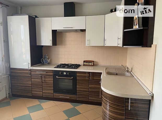 Продажа трехкомнатной квартиры в Тернополе, на ул. Мира район Дружба фото 1 Продажа трехкомнатной квартиры в Тернополе, на ул. Мира район Дружба фото 1