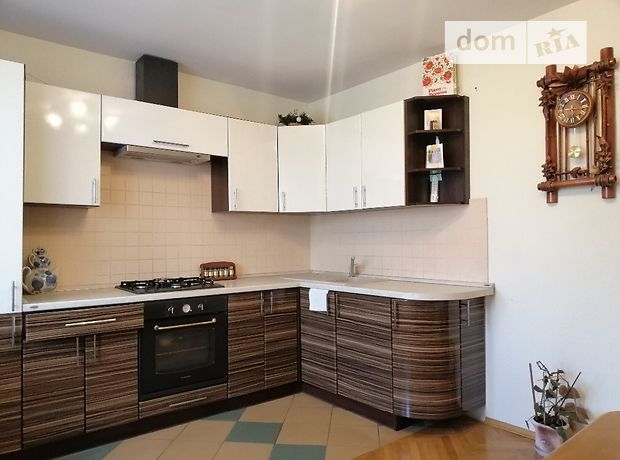 Продажа четырехкомнатной квартиры в Тернополе, на Мира улица район Дружба фото 1 Продажа четырехкомнатной квартиры в Тернополе, на Мира улица район Дружба фото 1