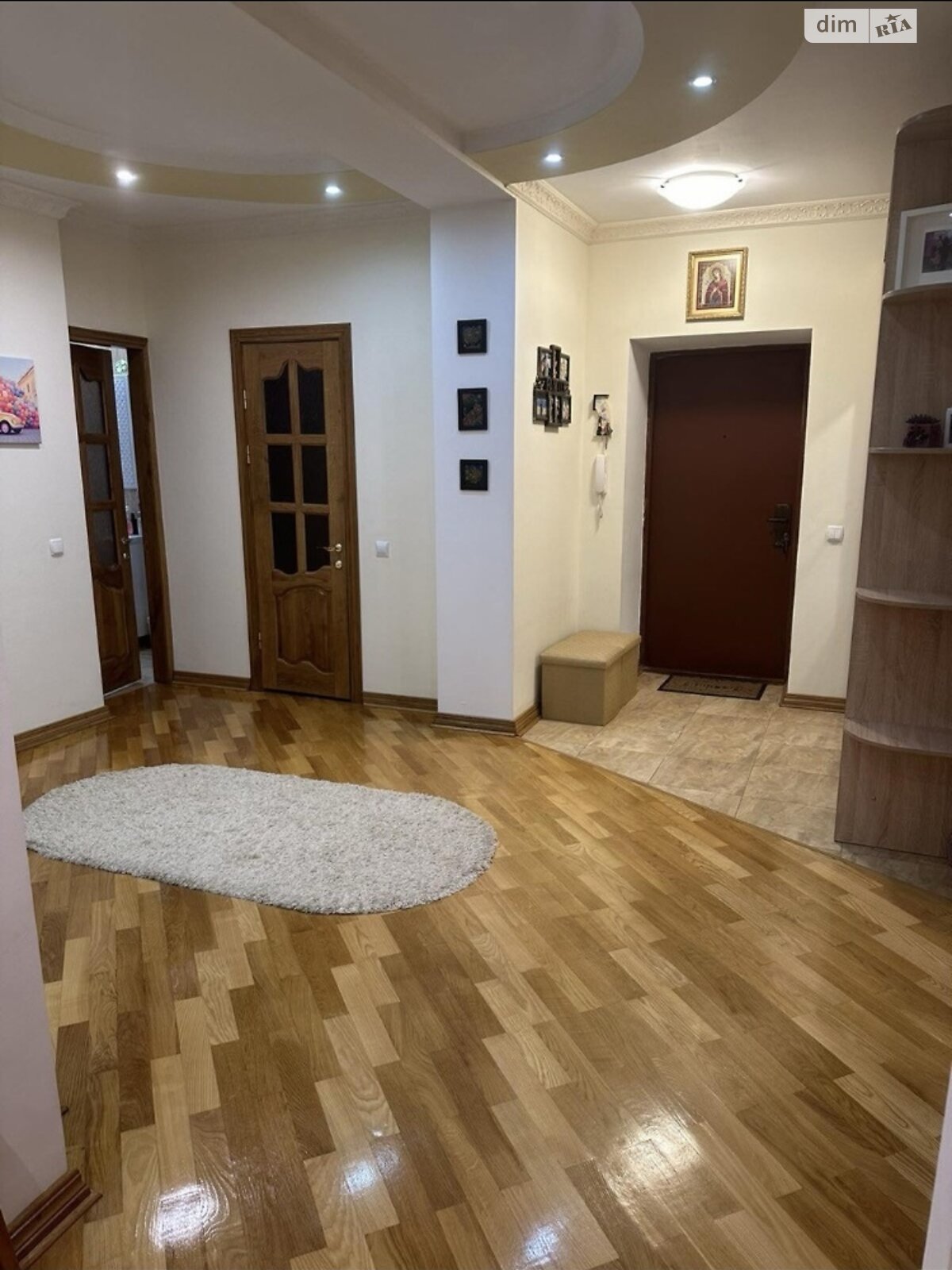 Продажа трехкомнатной квартиры в Тернополе, на ул. Мира, район Дружба фото 1 Продажа трехкомнатной квартиры в Тернополе, на ул. Мира, район Дружба фото 1