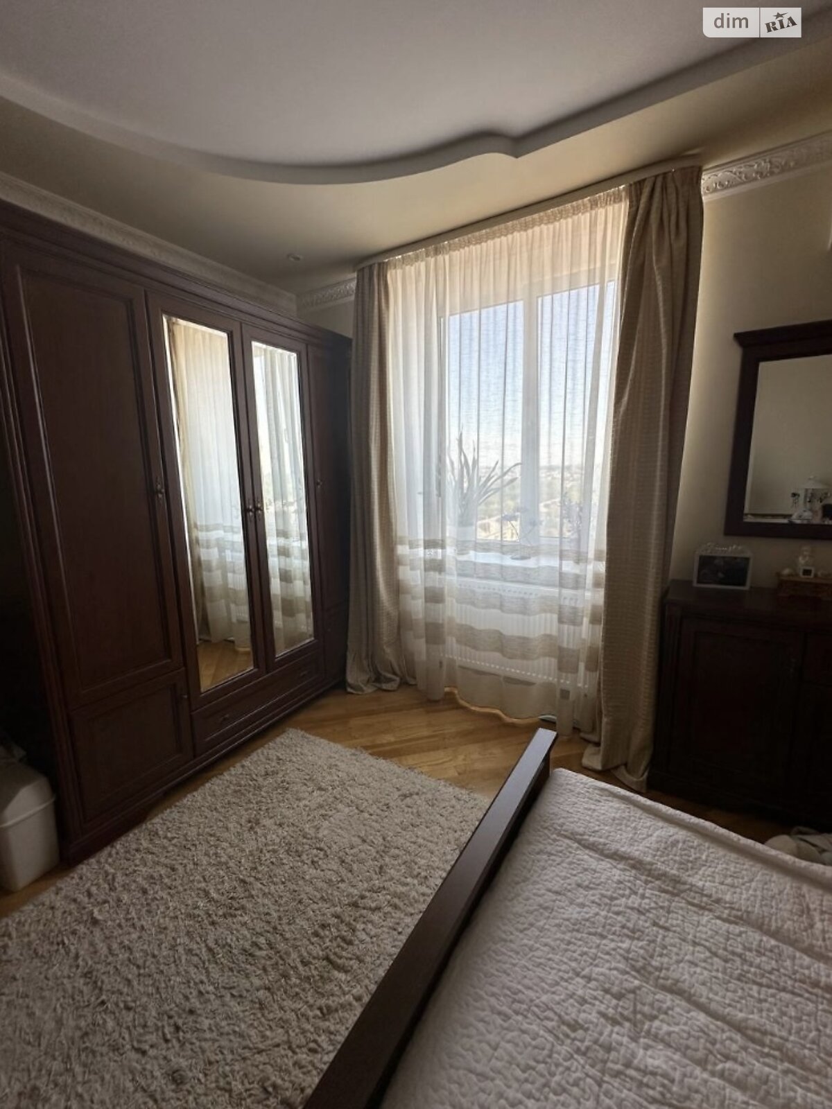 Продажа трехкомнатной квартиры в Тернополе, на ул. Мира, район Дружба фото 1 Продажа трехкомнатной квартиры в Тернополе, на ул. Мира, район Дружба фото 1