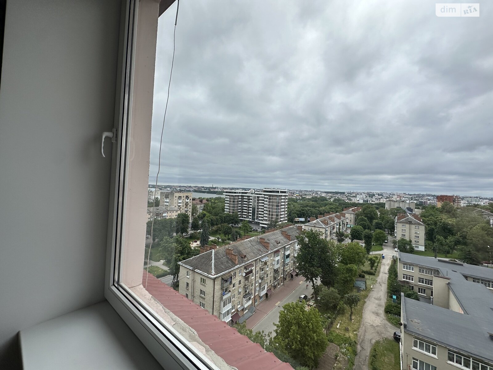 Продаж чотирикімнатної квартири в Тернополі, на вул. Миру, район Дружба фото 1 Продаж чотирикімнатної квартири в Тернополі, на вул. Миру, район Дружба фото 1