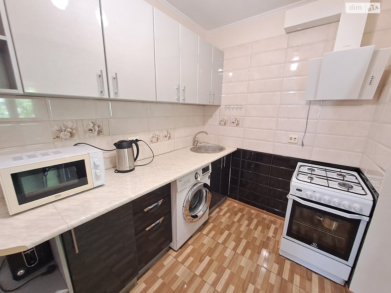 Продажа двухкомнатной квартиры в Тернополе, на ул. Обьездная, район Дружба фото 1 Продажа двухкомнатной квартиры в Тернополе, на ул. Обьездная, район Дружба фото 1