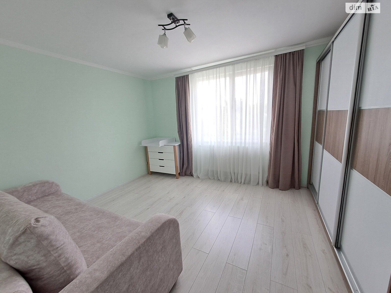 Продажа двухкомнатной квартиры в Тернополе, на ул. Обьездная, район Дружба фото 1 Продажа двухкомнатной квартиры в Тернополе, на ул. Обьездная, район Дружба фото 1