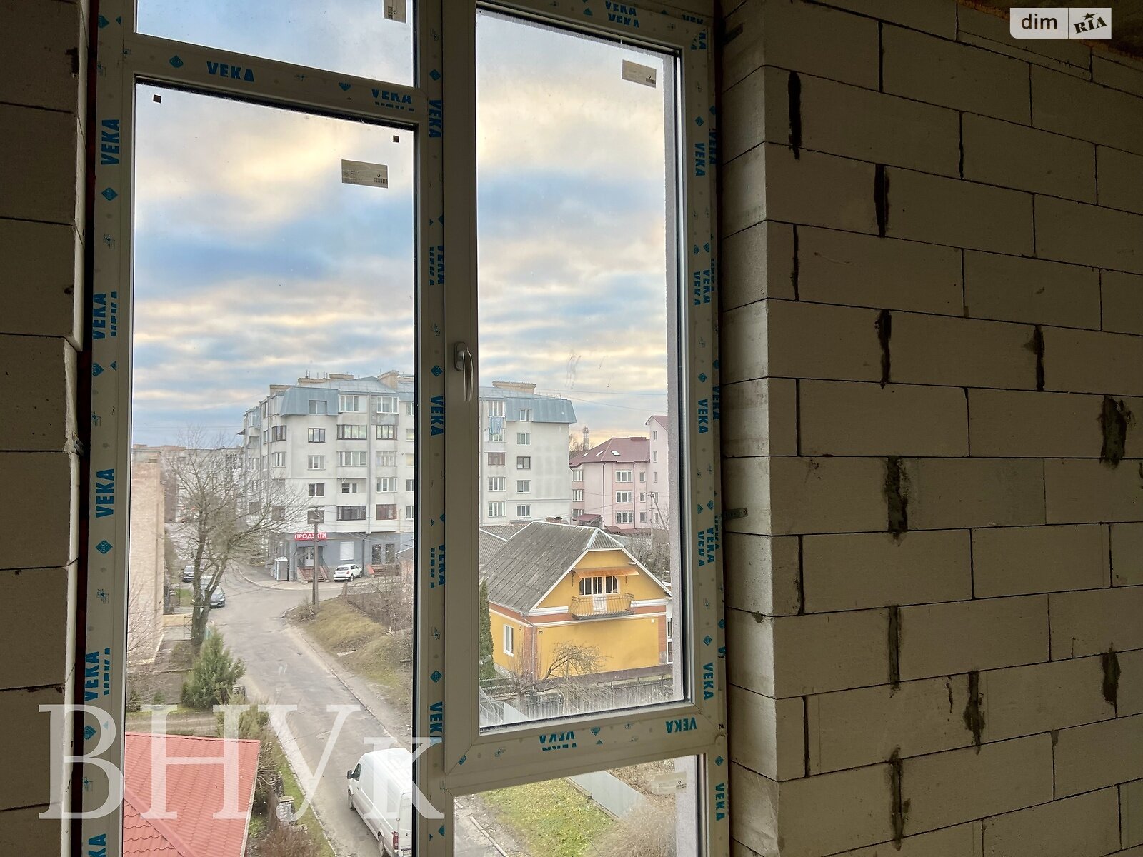 Продаж двокімнатної квартири в Тернополі, на вул. Петриківська, район Дружба фото 1 Продаж двокімнатної квартири в Тернополі, на вул. Петриківська, район Дружба фото 1