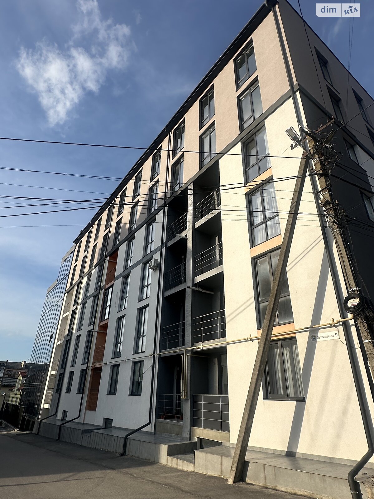 Продажа двухкомнатной квартиры в Тернополе, на ул. Петриковская 9, район Дружба фото 1 Продажа двухкомнатной квартиры в Тернополе, на ул. Петриковская 9, район Дружба фото 1
