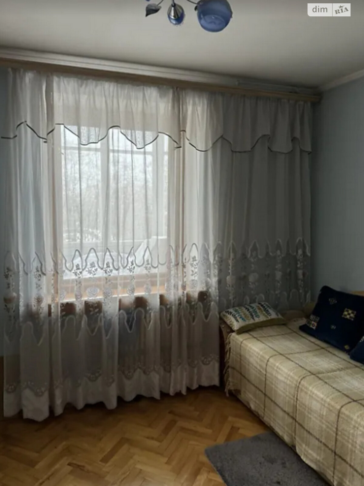 Продажа трехкомнатной квартиры в Тернополе, на бул. Просвещения, район Дружба фото 1