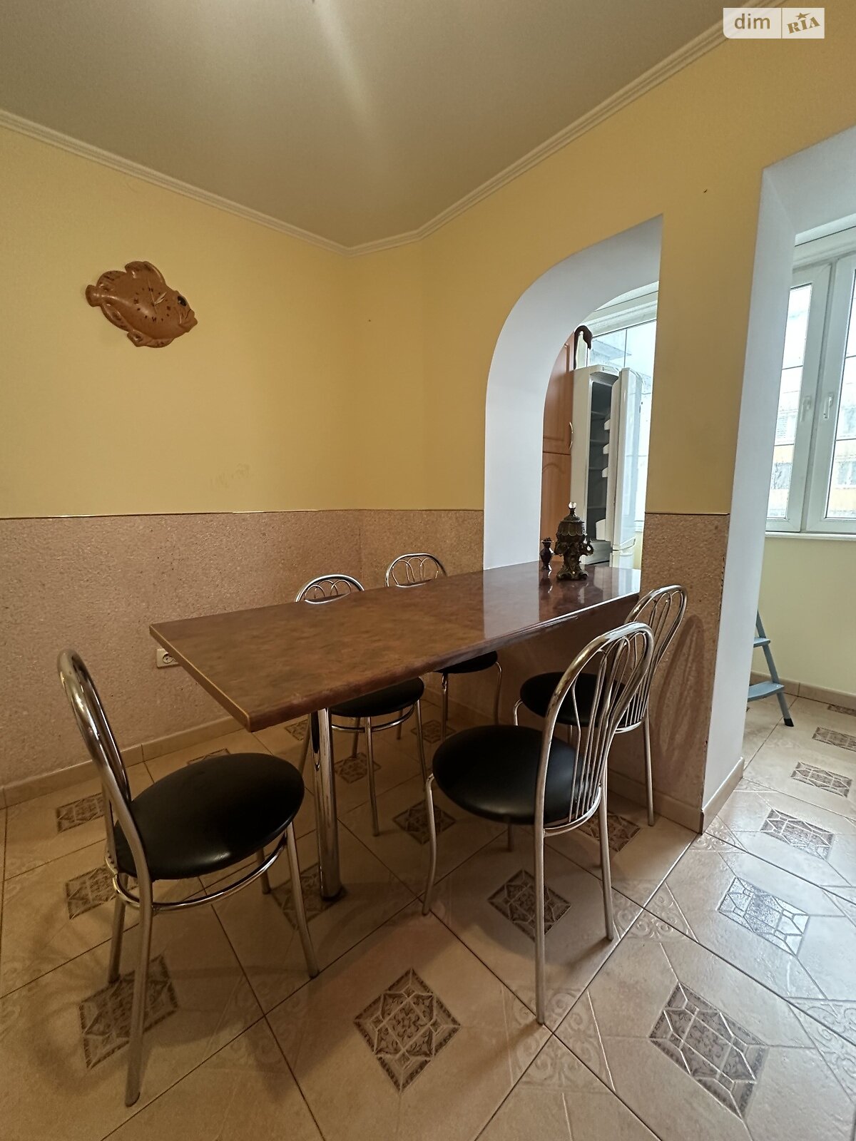 Продаж трикімнатної квартири в Тернополі, на бул. Просвіти 12, район Дружба фото 1 Продаж трикімнатної квартири в Тернополі, на бул. Просвіти 12, район Дружба фото 1